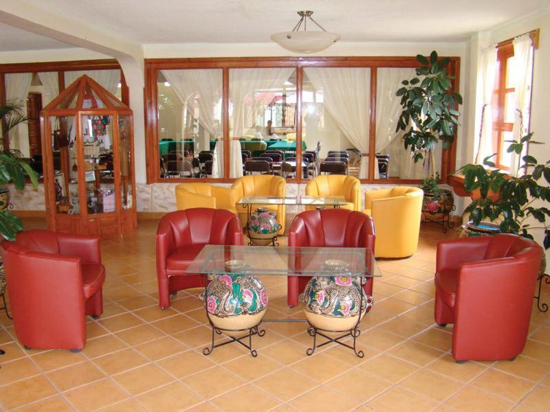Hotel Arrecife De Coral San Cristóbal de Las Casas エクステリア 写真